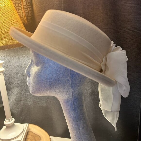 Vintage Delisa Hat Off White - Beige Felt Fashion Wedding main image 4